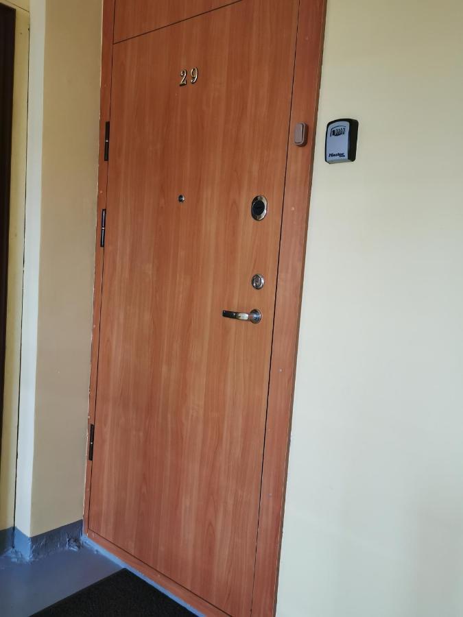 Buto Nuoma Zemaites Gatveje Apartment Telsiai Exterior photo